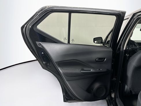 Used 2024 Nissan Kicks S image 24