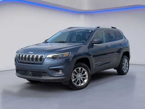Used 2021 Jeep Cherokee Latitude Lux w/ Trailer Tow Group AWD/4WD image 2