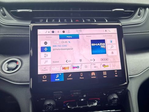 New 2025 Jeep Grand Cherokee Limited image 11