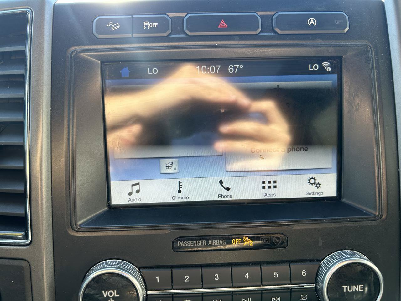 Used 2019 Ford Expedition XLT w/ Equipment Group 202A AWD/4WD image 24