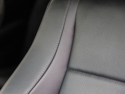 Certified 2025 Mercedes-Benz GLE 450 GLE 450 image 25