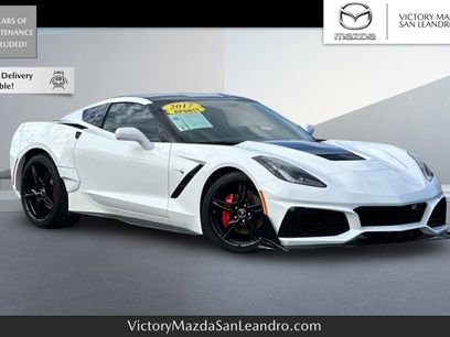 Used 2017 Chevrolet Corvette Stingray Coupe w/ 1LT