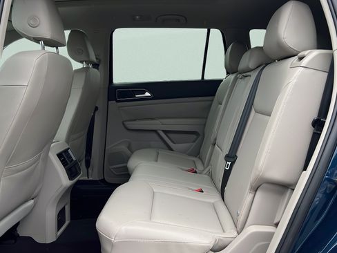 Used 2018 Volkswagen Atlas SEL FWD image 10