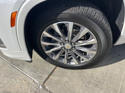 Used 2022 Chevrolet Traverse Premier w/ LPO, Floor Liner Package FWD image 34