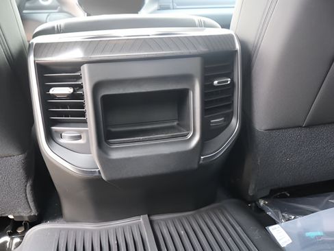 New 2026 RAM 3500 Big Horn AWD/4WD image 25