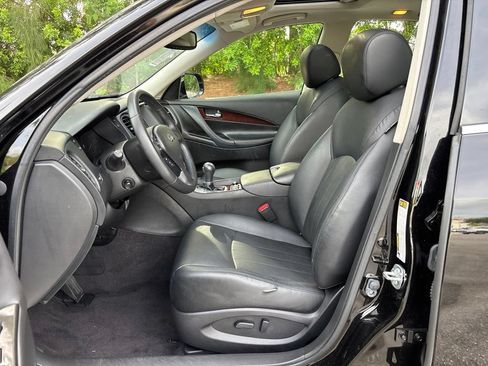 Used 2016 INFINITI QX50 AWD w/ Premium Plus Package image 14