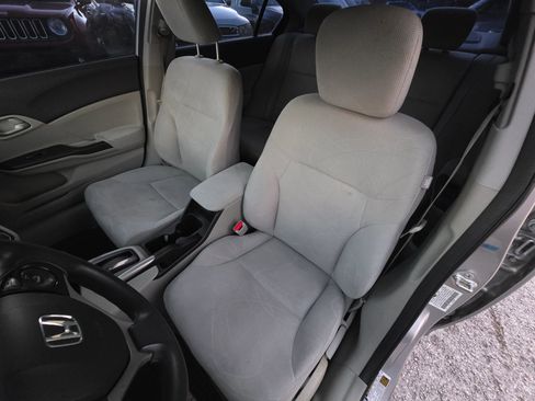 Used 2012 Honda Civic LX image 11
