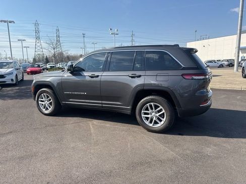 Used 2024 Jeep Grand Cherokee Laredo X w/ Luxury Tech Group I image 15