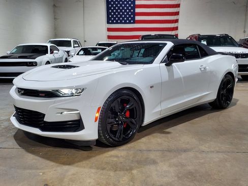 Used 2021 Chevrolet Camaro SS RWD image 45