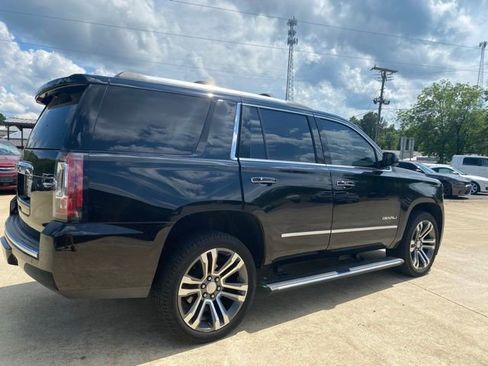 Used 2019 GMC Yukon Denali w/ Denali Ultimate Package AWD/4WD image 17