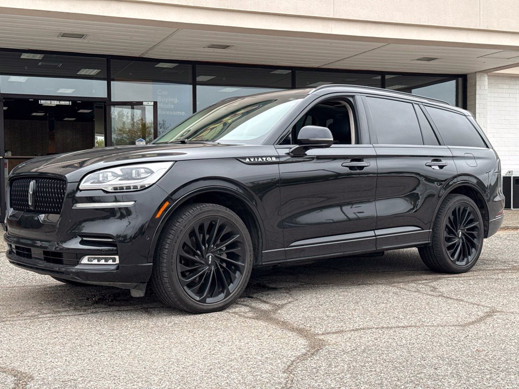 Used 2024 Lincoln Aviator Reserve w/ Equipment Group 201A AWD/4WD image 16