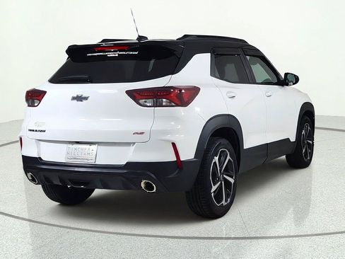 Used 2023 Chevrolet TrailBlazer RS w/ Sun and Liftgate Package FWD image 6