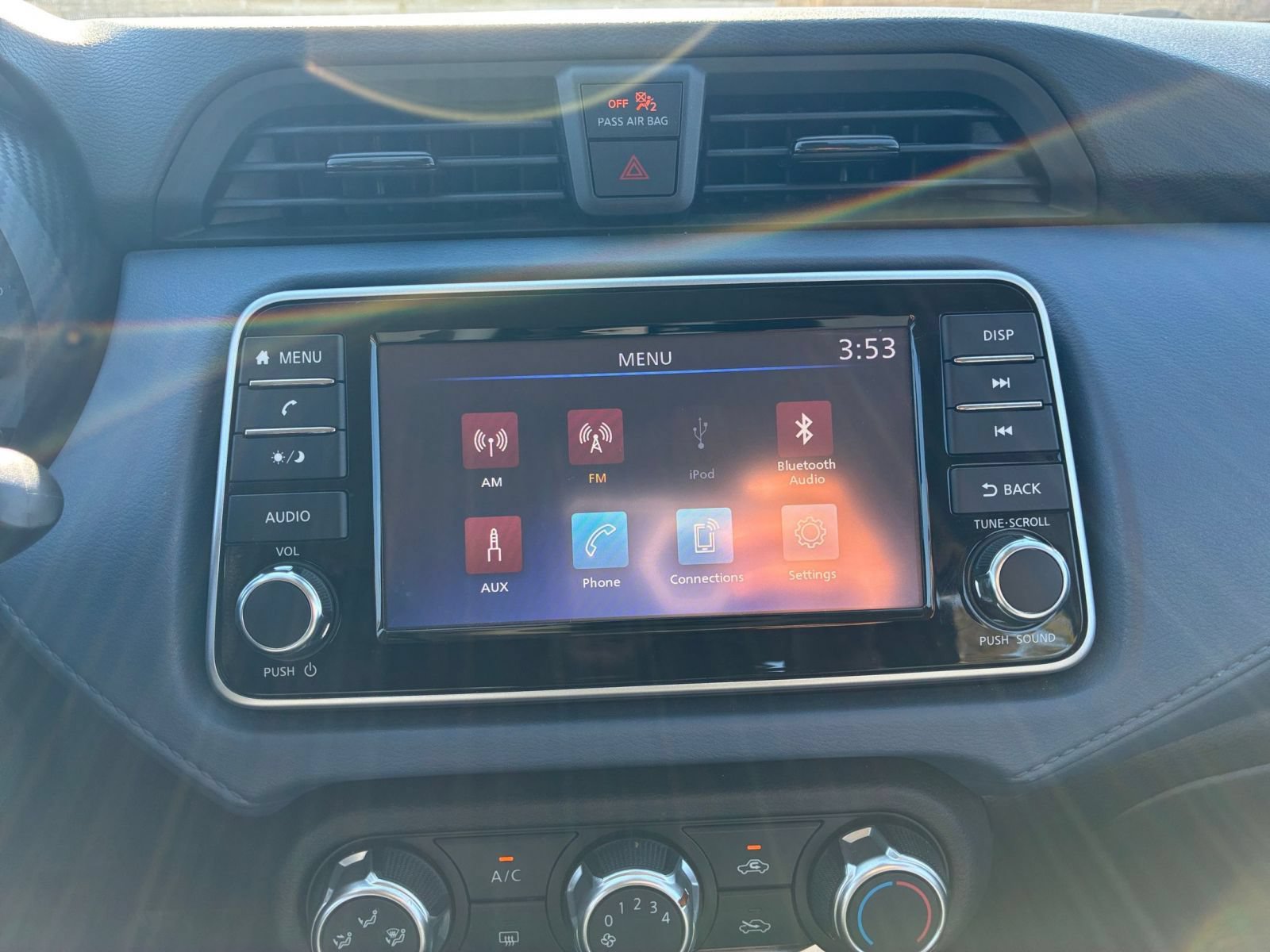 Used 2025 Nissan Versa SV FWD image 19