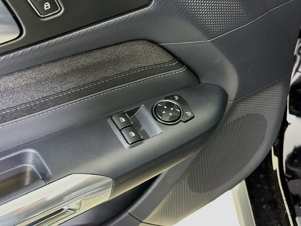 Certified 2026 Ford Mustang Coupe RWD image 18