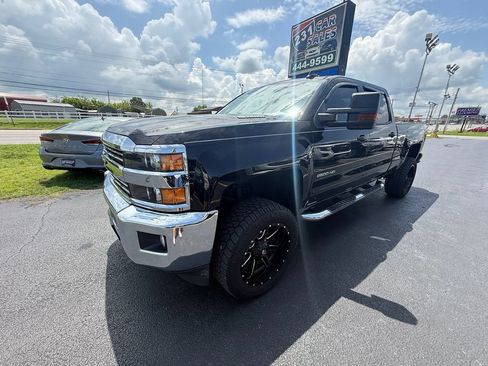 Used 2016 Chevrolet Silverado 2500 LT w/ LT Convenience Package AWD/4WD image 8