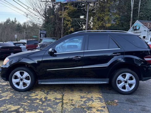 Used 2009 Mercedes-Benz ML 350 4MATIC image 2