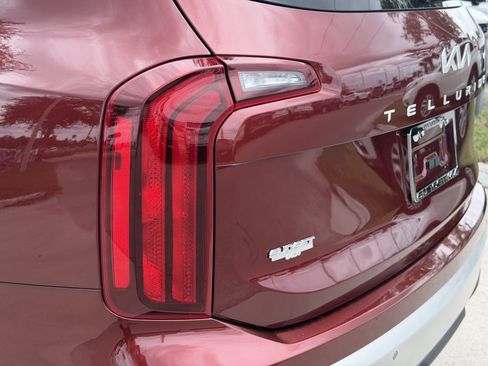 Certified 2024 Kia Telluride S FWD image 10