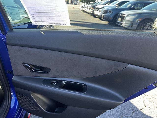 Used 2025 Hyundai Elantra N FWD image 39