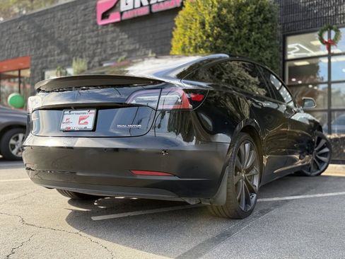 Used 2020 Tesla Model 3 Performance image 13