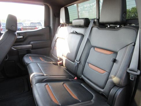 Certified 2021 GMC Sierra 1500 AT4 w/ AT4 Premium Package AWD/4WD image 27