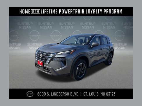 Used 2024 Nissan Rogue SV image 1