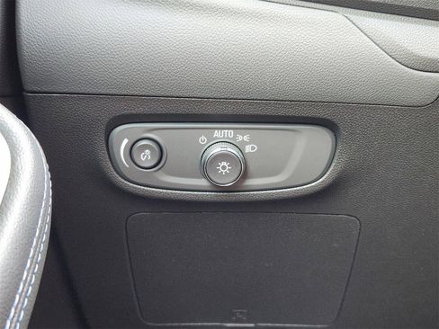 Used 2025 Buick Encore GX Sport Touring w/ Experience Buick Package image 30