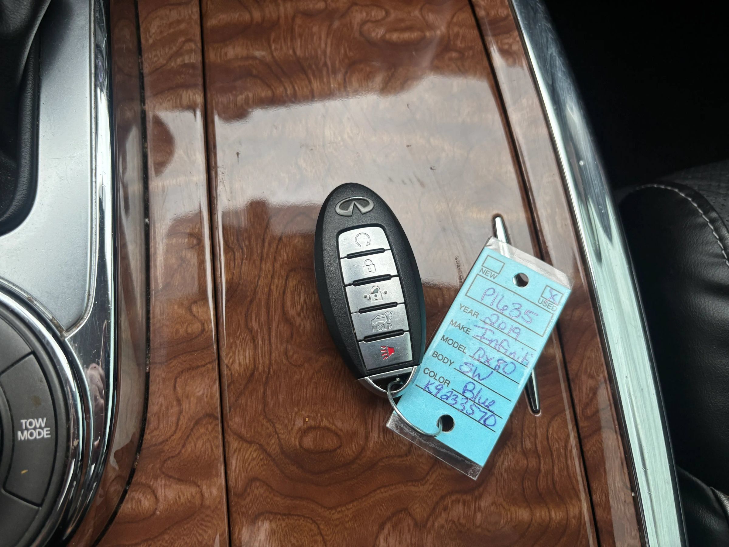 Used 2019 INFINITI QX80 Luxe AWD/4WD image 30