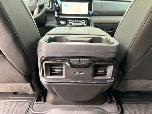 Used 2022 GMC Sierra 1500 AT4 w/ AT4 Premium Package AWD/4WD image 30