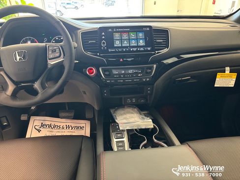 New 2026 Honda Ridgeline Black Edition image 6