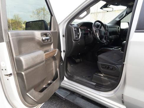 Used 2020 Chevrolet Silverado 1500 RST w/ All-Star Edition image 13