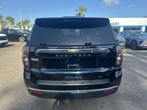 Used 2024 Chevrolet Suburban LT AWD/4WD image 15
