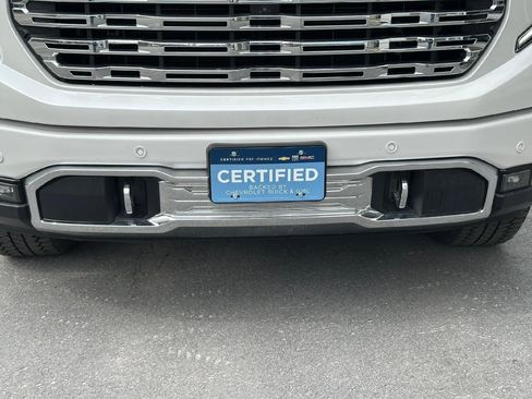 Used 2022 GMC Sierra 1500 Denali AWD/4WD image 3