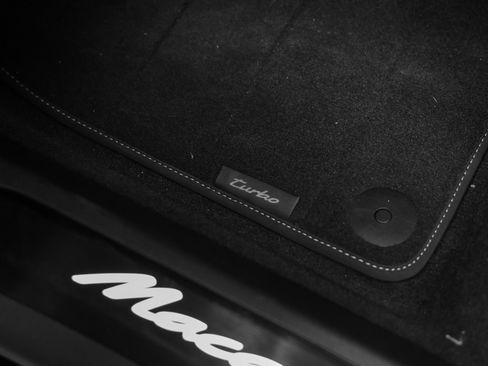 New 2025 Porsche Macan Turbo Electric image 35