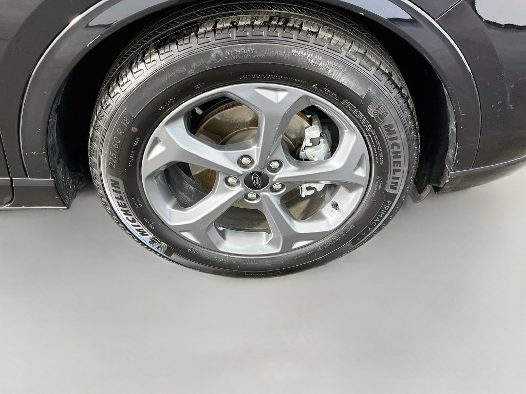 Used 2024 Ford Escape ST-Line w/ Tech Pack #1 FWD image 29
