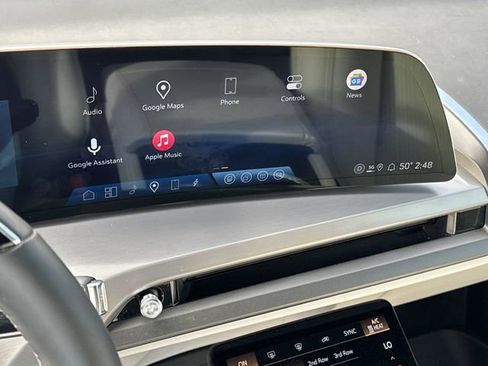 Certified 2026 Cadillac Vistiq Sport image 20