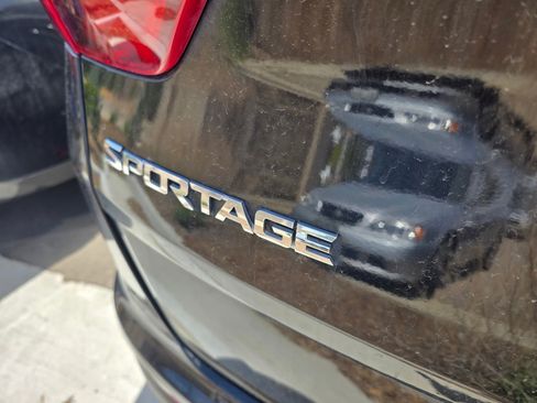 Used 2019 Kia Sportage LX w/ LX Popular Package AWD/4WD image 9