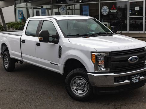 Used 2017 Ford F350 XL w/ Power Equipment Group image 2