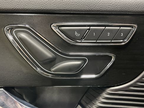 Used 2022 Lincoln Corsair AWD w/ Equipment Group 101A image 10