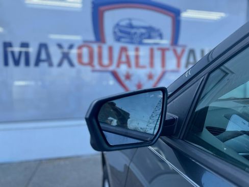 Used 2019 Chevrolet Equinox LS w/ LS Convenience Package image 55