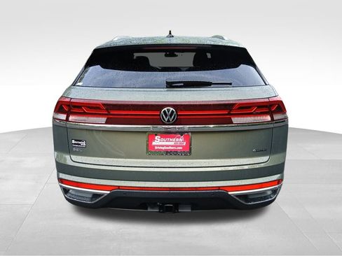 New 2025 Volkswagen Atlas Cross Sport SEL image 4