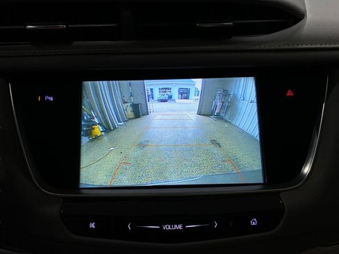 Used 2018 Cadillac XT5 Luxury AWD/4WD image 12