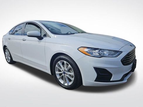 Used 2020 Ford Fusion SE image 7