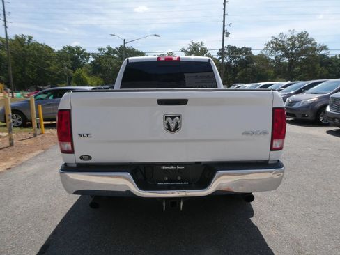 Used 2019 RAM 1500 Classic SLT AWD/4WD image 6