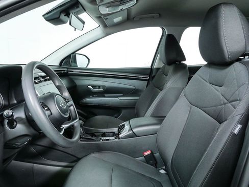Used 2023 Hyundai Tucson SE FWD image 5