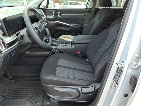 New 2026 Kia Sorento LX FWD image 13