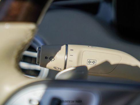 Used 2019 Mercedes-Benz S 560 Cabriolet image 46