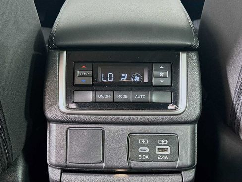 Certified 2025 Subaru Ascent Premium AWD/4WD image 22