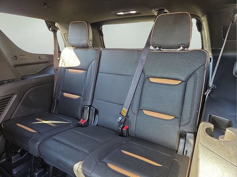 Used 2023 GMC Yukon AT4 w/ AT4 Premium Package AWD/4WD image 20