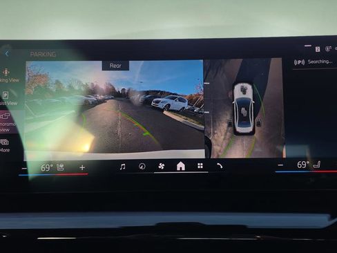 Used 2025 BMW 530i xDrive image 25