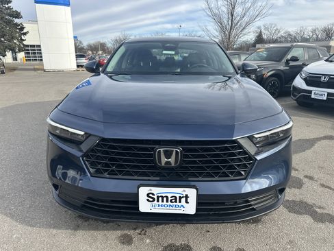 Used 2023 Honda Accord EX image 8